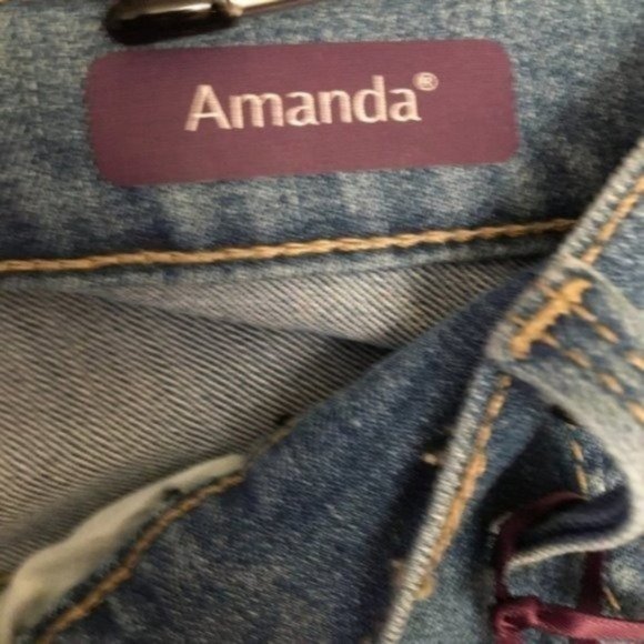 Gloria Vanderbilt Amanda Denim Blue Jeans Size 16W Average NWT - Picture 8 of 10